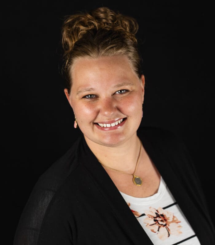 Tabitha Rossow, AFIS